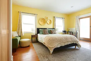 Sunflower Retreat in North Back Cove - Image 2