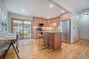 Pool/Arcade/Hot Tub Family House at the Zoo! - Image 2