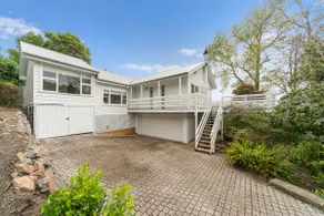 Treetops House Dromana - Image 2