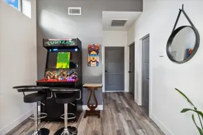 The Gregory: 2 Bed/1 Bath Guesthouse - Image 2