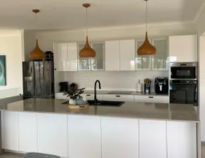 Beach House Yeppoon - ARay at Cooee Bay - Apt A - Image 4
