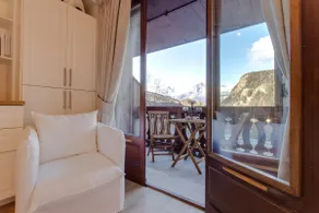 Luxury Studio - Mountain View & 100m to Slopes - Near Chamonix - Image 3