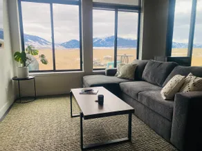 Modern 3br Paradise Valley home w/postcard views - Image 4
