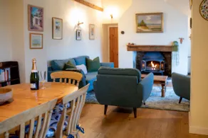 Cosy welsh cottage with Snowdonia views - Image 4