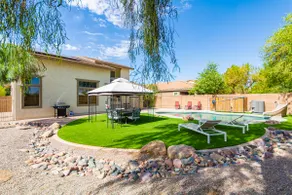 Wifi/Pool/Slide/Gazibo/Huge Backyard - Image 1