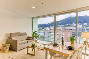 Boho apt-balcony in La Carolina, 60" TV 4K - Image 3
