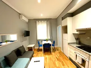 Apartamentos Principe 1-2, 2nd floor (Temporary Lease) - Image 2