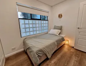 Elegant Townhouse Randwick - Image 4