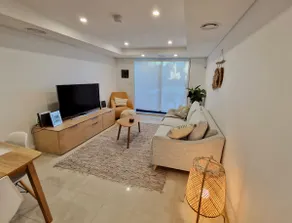 Elegant Townhouse Randwick - Image 2