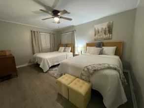 Spacious 2BR-King/Queen Suites - Image 4