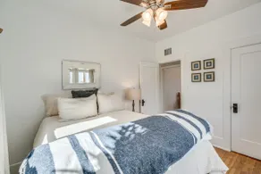 1926 Historic Stunner, Walk to U of A, 2 BR 1 BA - Image 4