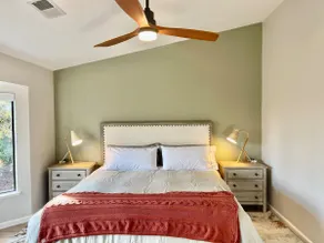 Modest luxury centrally located - Image 4
