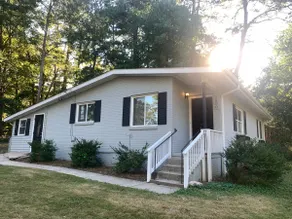 Smyrna Bungalow near Truist ATL dobbins - Image 2