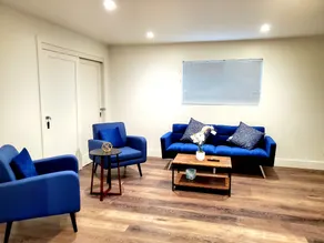 G3-Cozy & Modern in Safe & Central area in Oakland - Image 2