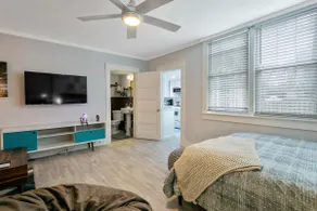 The Cozy Cove - Image 4