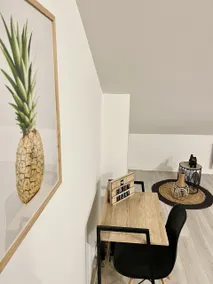 Castle Apartment - Image 5