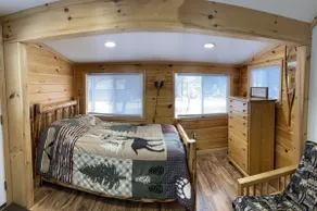 Cabin in Otter Lake - Image 2