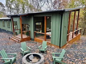 THE FIR 2BR Cabin/ Large Deck (Mary&Danny) - Image 3
