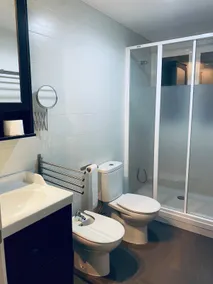Apartment in the center of Granada 2 - Image 4