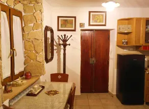 La Rocca, home in the heart of a medieval village - Image 4