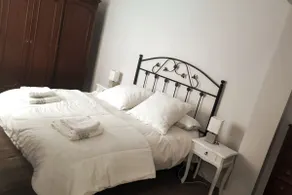 Ideal central apartment - Image 2