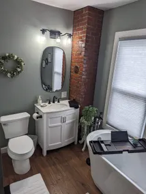 Entire Home in Historic District - Image 3