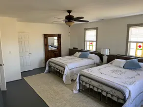 Ernie's Place - Image 3