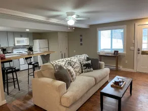 Cassie's Cozy Cottage - Poconos Near Shawnee - Image 5