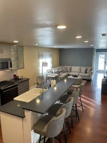 Quaint and modern retreat - Image 2