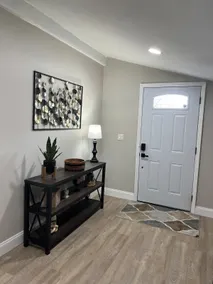 Cozy House With Large Deck - Image 3