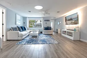 Venice Ocean Oasis - Image 3