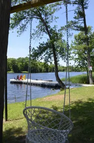 Hidden Gem Riverside Cottage - Image 5