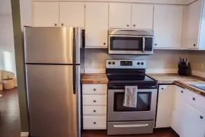 Entire Cozy Condo - Image 5