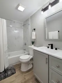 ***Cozy home near downtown and fox river*** - Image 4