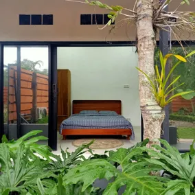 Honeymoon Cabin | Garden Views | Private Hot Pool - Image 4