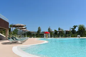 Relax in Cilento with Balcony, Pool and Pickleball - Image 2