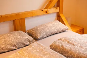 Up'n Swutsch | 82 m² of old-school charm with a four-poster bed - Image 4
