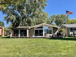 Lakehouse on the Canal - Image 2