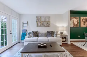 Stylish RaleighTownhome near North Hills/Crabtree - Image 4