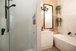 3 Bedrooms-City Fringe-Breakfast-Wifi - Image 5