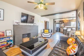 Charleston | House with Game Room and Patio - Image 2