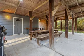 Tucked Away Cabin - Image 3