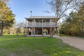 Tucked Away Cabin - Image 2