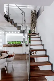 Art Loft in Central Munich; Four Big Bedrooms - Image 3