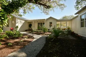 Charming Florida Cottage - Kayaks Included - Image 4