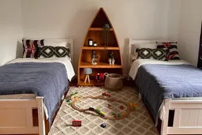 Cosy Chelsea Seaside Escape - Image 4