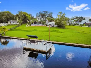 Stunning *Newly Remodeled Riverfront Oasis - Kayak - Image 3
