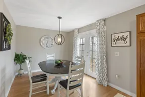 Wonderful 3BR 2BR Home in Mason With Fenced Yard - Image 5