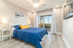 New Home | Ocean Views | Centrally Located - Image 2