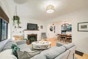 Boise-Westend-hot tub-Central location 4 bedrooms - Image 2
